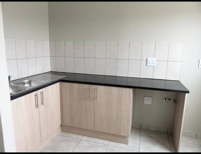 3 BEDROOM HOUSE FOR SALE IN LAAIPLEK